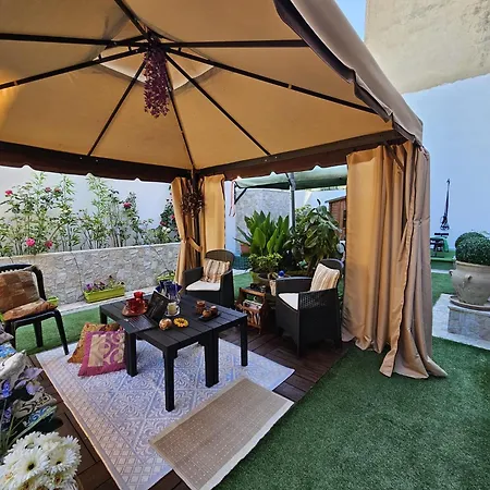 Bed and breakfast Lux Energy And Garden 3*