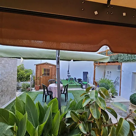Lux Energy And Garden Bed and breakfast Olbia
