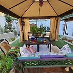 Bed & Breakfast Lux Energy And Garden