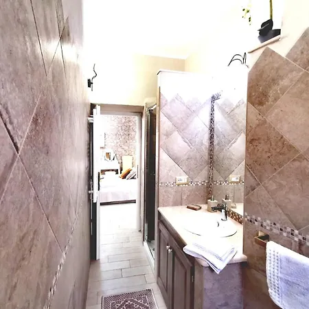 Lux Energy And Garden B&B