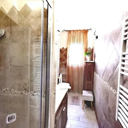 Lux Energy And Garden B&B