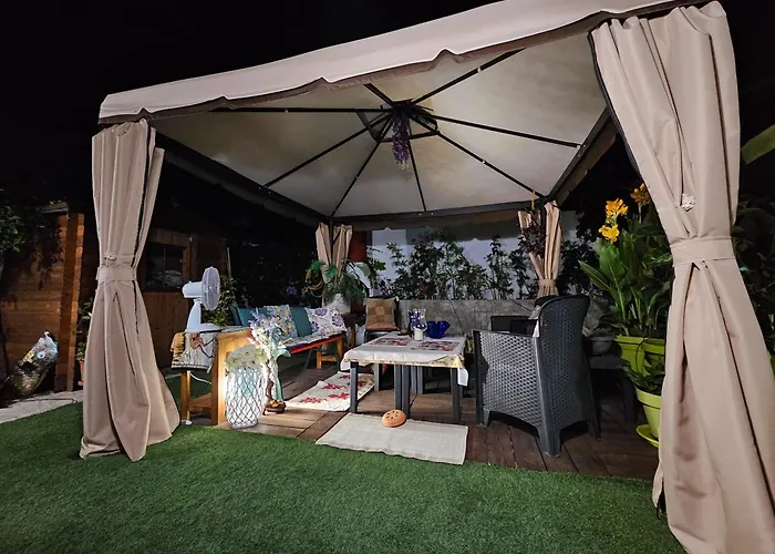 Lux Energy And Garden Bed and breakfast