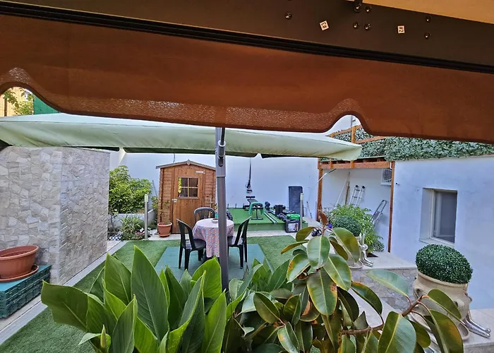 Lux Energy And Garden Bed and breakfast Olbia